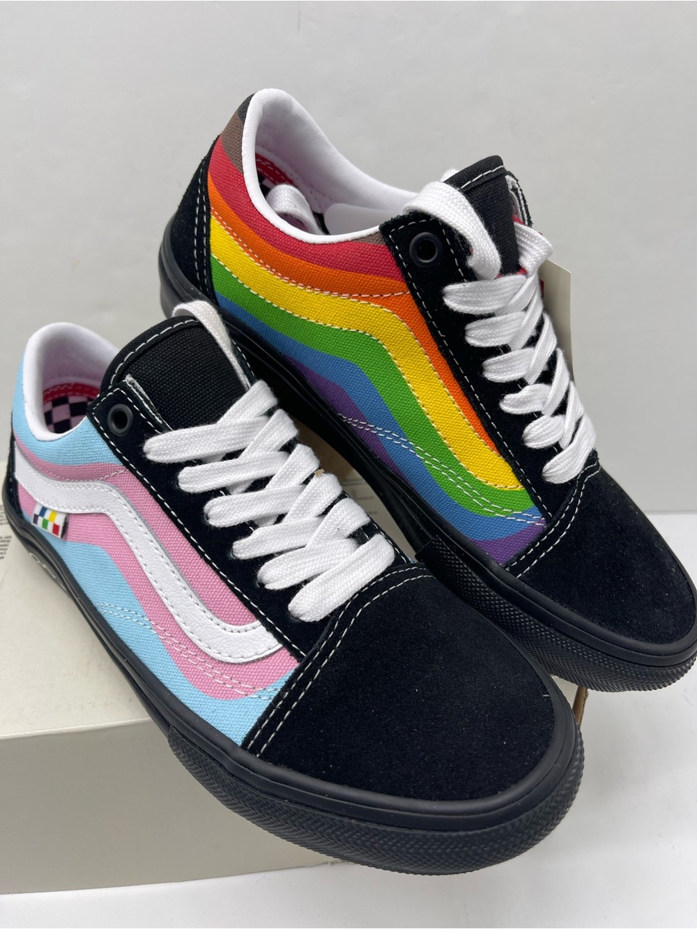 Vans WMNS Skate Old Skool Pride Multi
VN0A5FCBBMB Sneakers - Picture 4 of 16